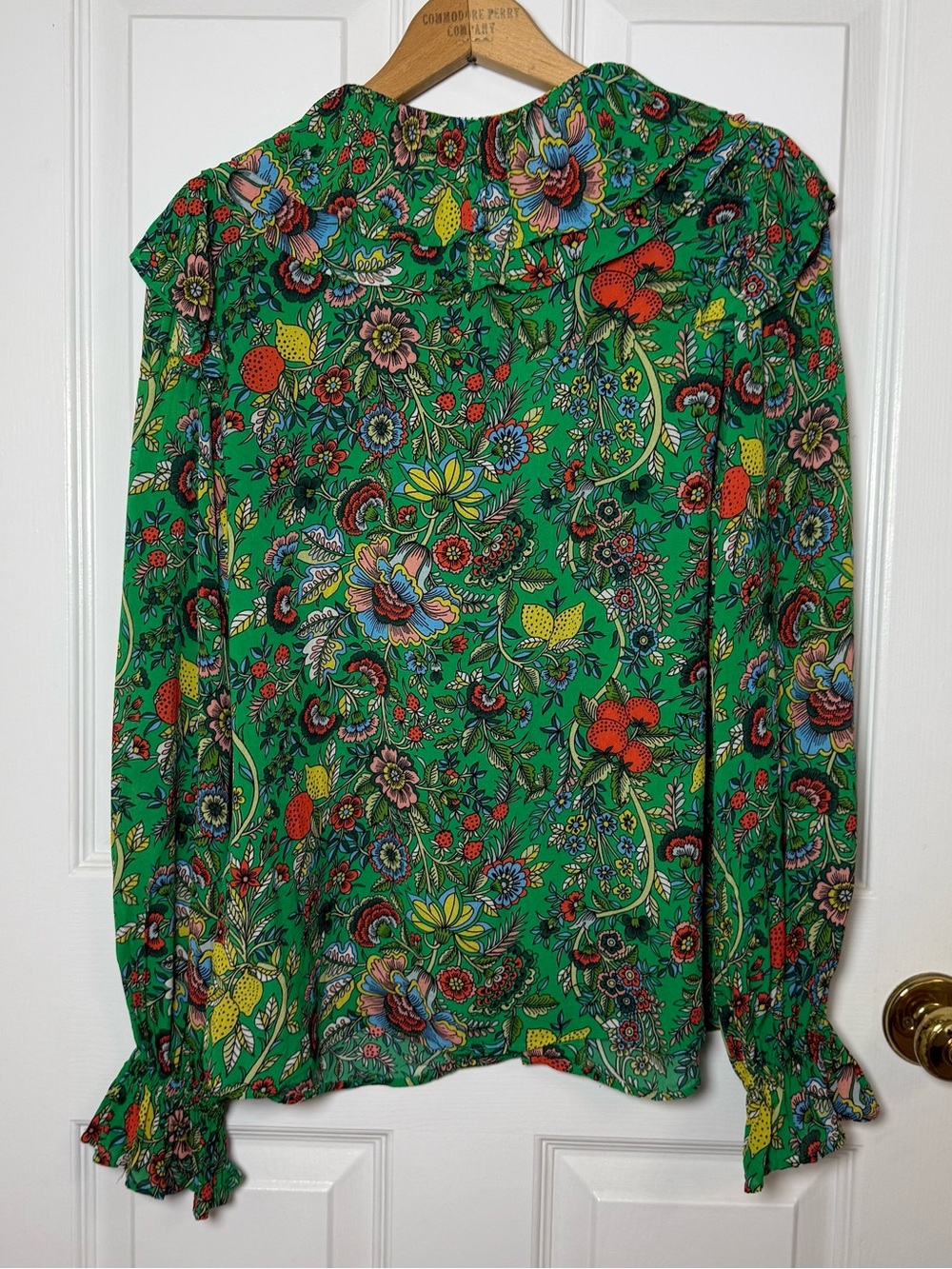 Boden Ruffle Neck Blouse Green Floral Fruit Lemon Top Viscose US 6 - Picture 6 of 11